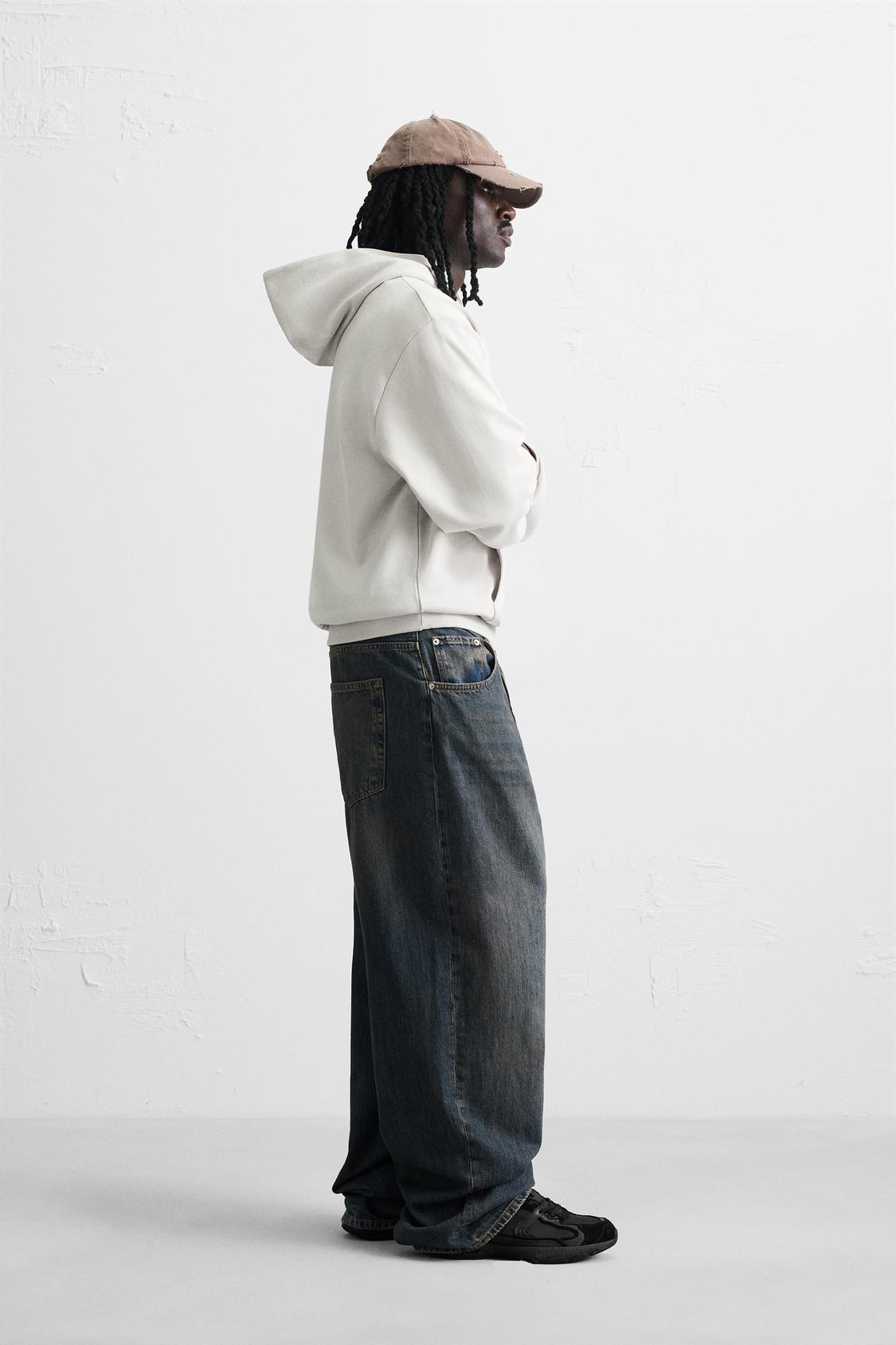 SWEAT À CAPUCHE BASIQUE