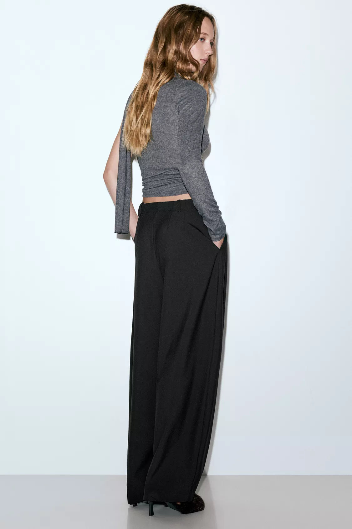 PANTALON BARREL À PINCES