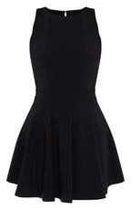 ROBE DROITE EN MAILLE TISSÉE STRETCH À COL NAGEUR ET DÉTAIL PLISSÉ